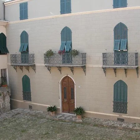 Apartment Stile Retro Appartamento Diano Castello